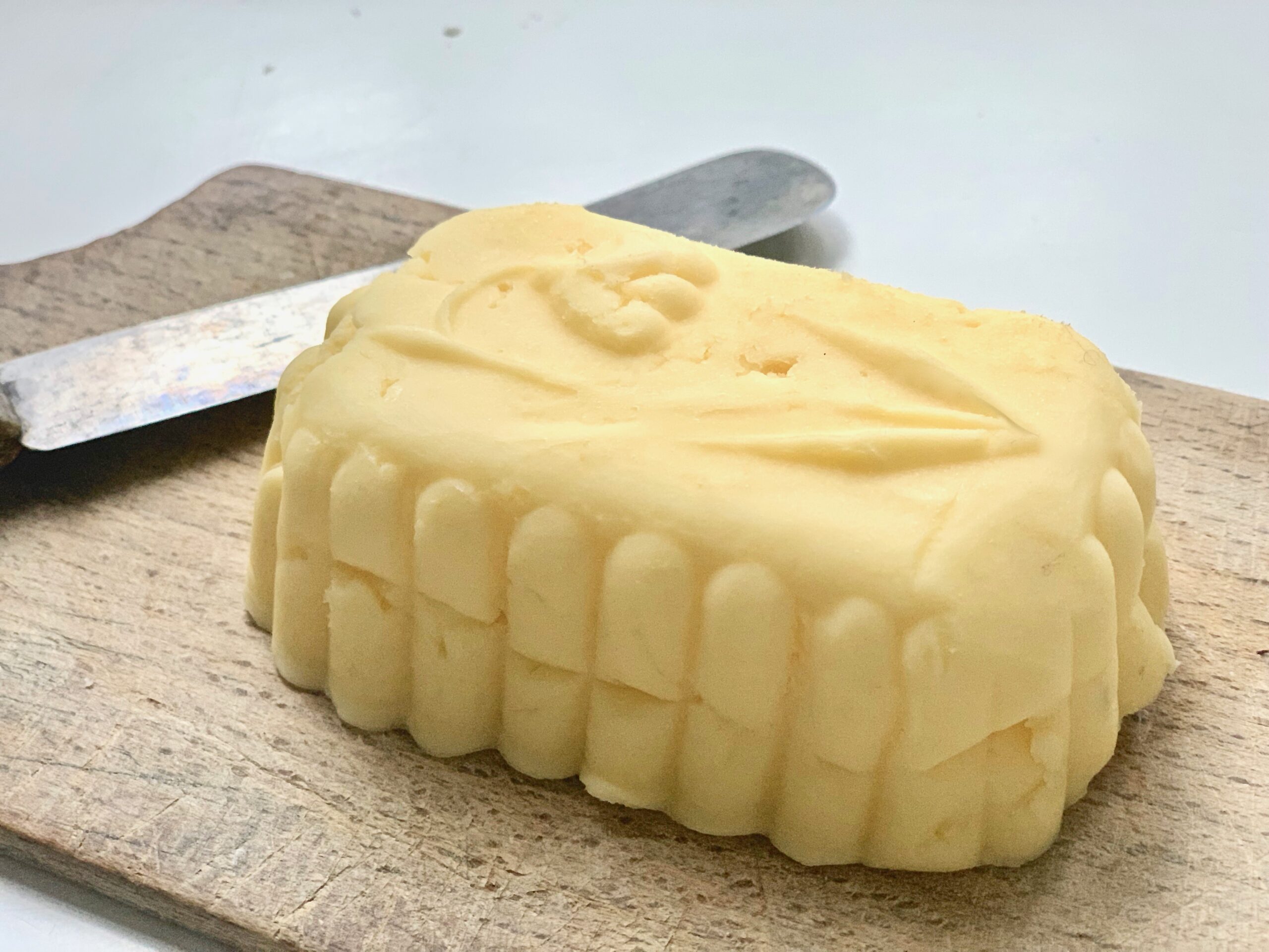 How to Make Butter the Old-Fashioned Way