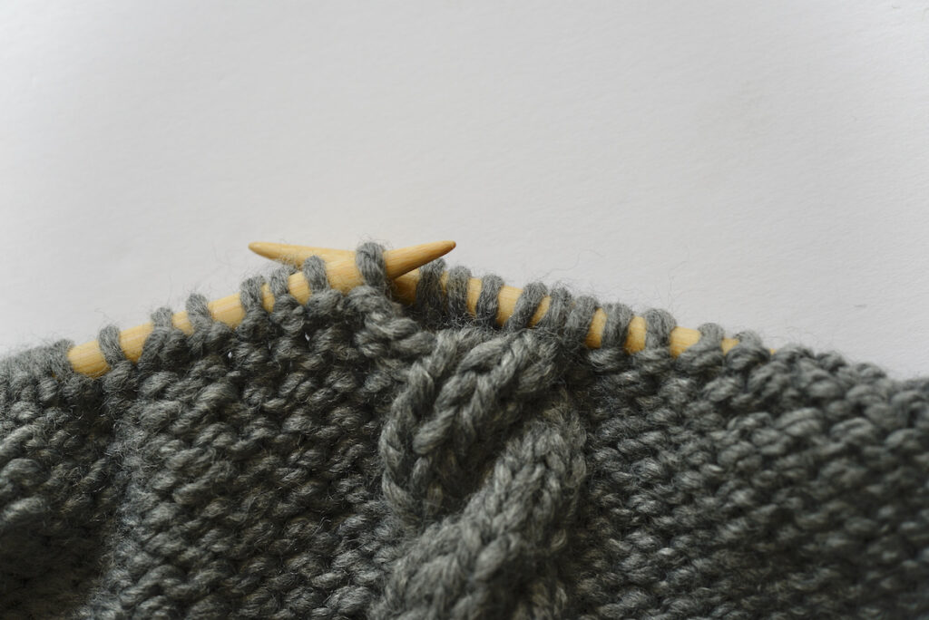knitting right cable