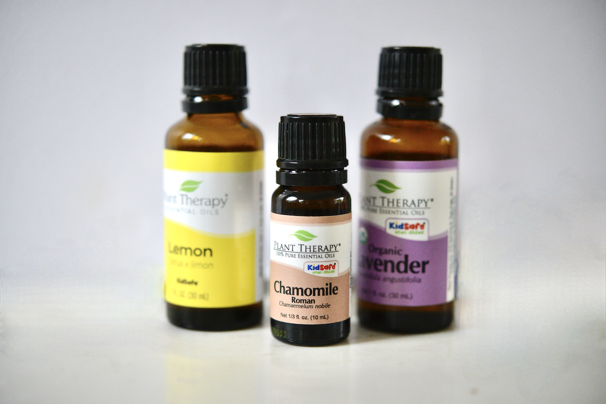 The Best Essential Oils for Homesteaders