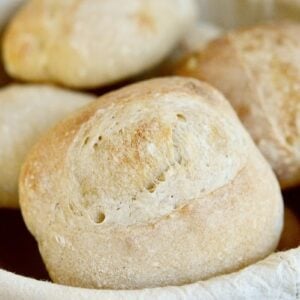 bread basket with dinner rolls