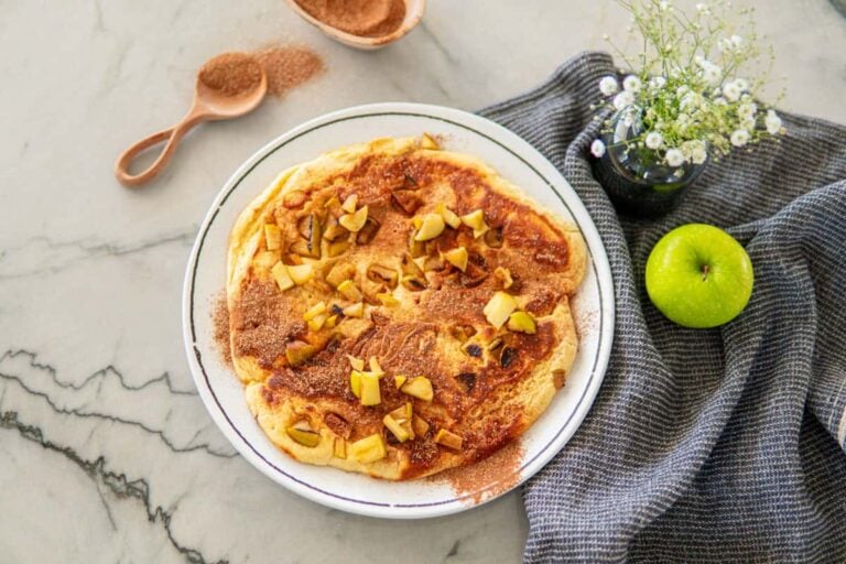 German apple pancakes Apfelpfannkuchen